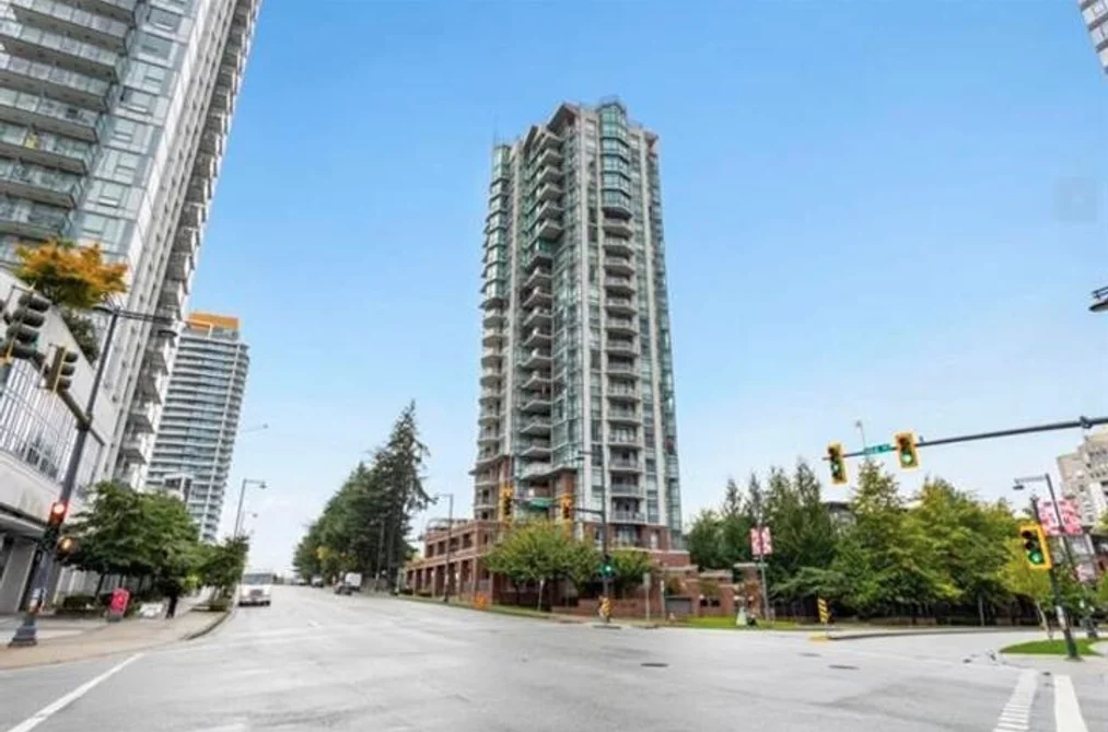 Condo for sale at 1505 13399 104 Avenue Surrey British Columbia - MLS: R3135528