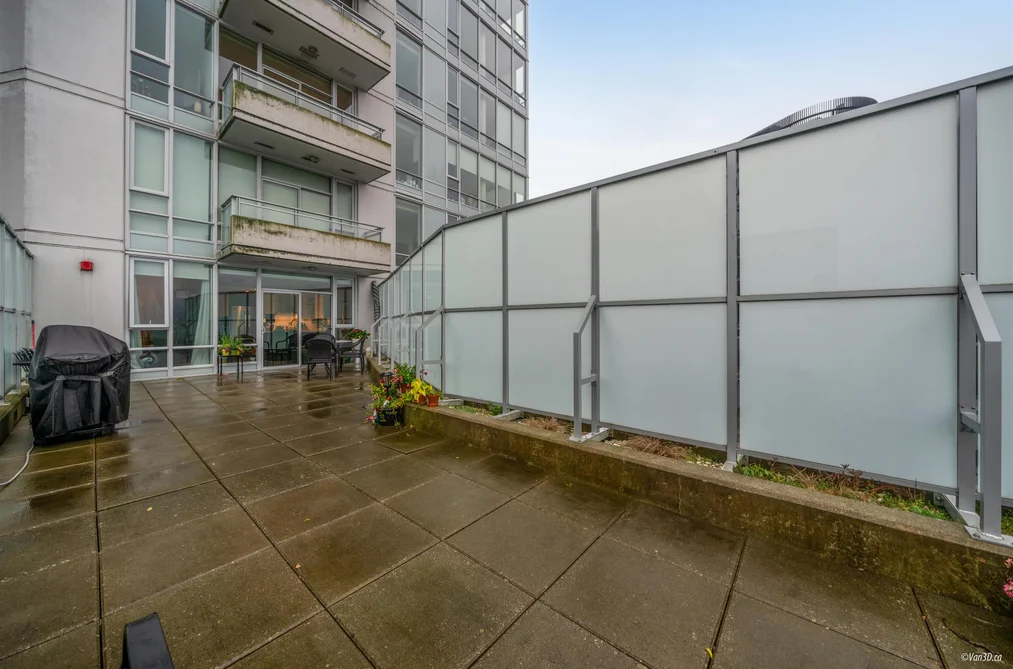 1618 QUEBEC STREET, Vancouver BC V6A 0C5, Vancouver BC — Residential for Sale - Photo 2