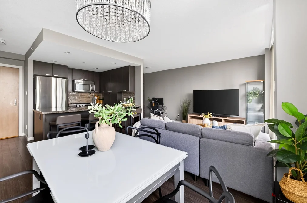 1505-2200 Douglas Road, Burnaby, BC - Condo for Sale - Photo 22 of 38 1505-2200 Douglas Road, Burnaby, BC - Condo for Sale - Photo 22 of 38