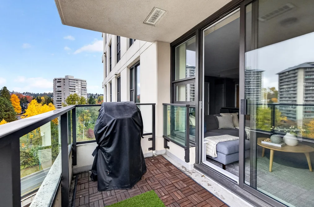 1505-2200 Douglas Road, Burnaby, BC - Condo for Sale - Photo 34 of 38 1505-2200 Douglas Road, Burnaby, BC - Condo for Sale - Photo 34 of 38