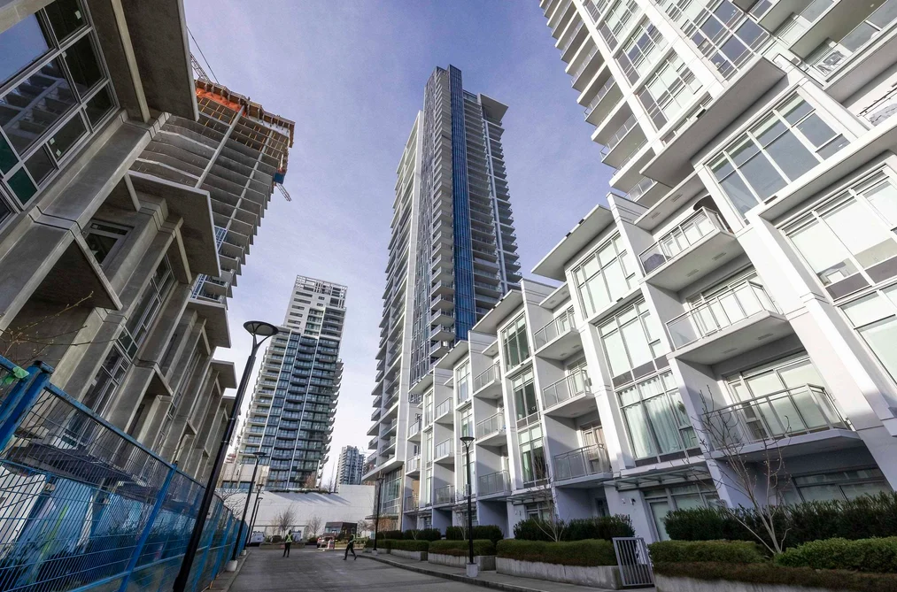 Condo for sale at 1505 2311 Beta Avenue Burnaby British Columbia - MLS: R3095231