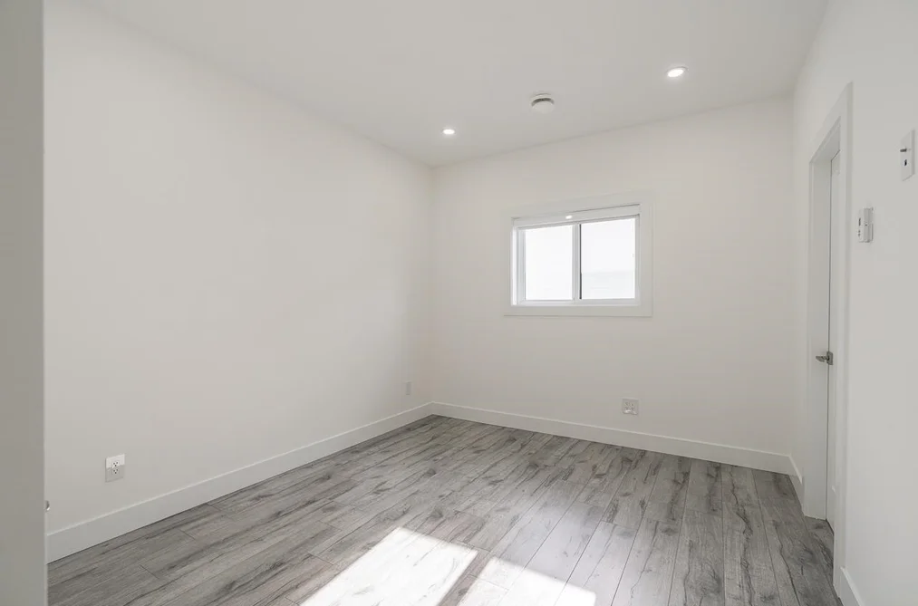 15051 63A AVENUE, Surrey, BC — Residential for Sale — Photo 13 of 35