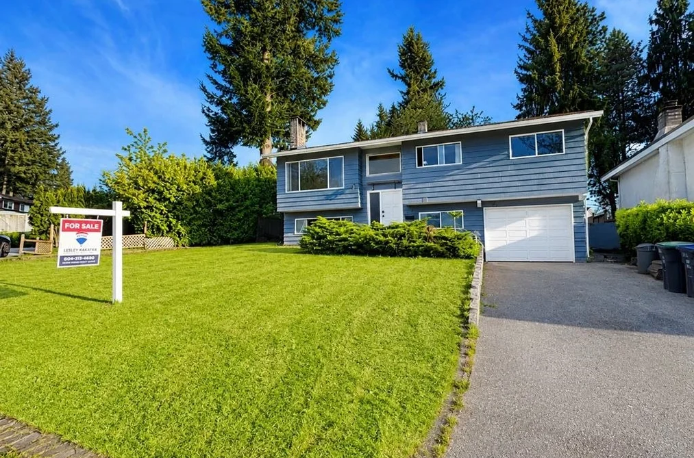 House for sale at 15058 Robin Crescent Surrey British Columbia - MLS: R3094790