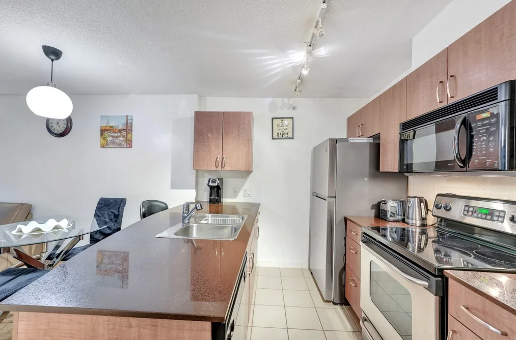 1506 610 GRANVILLE STREET, Vancouver BC V6C 3T3, Vancouver BC — Residential for Sale - Photo 2