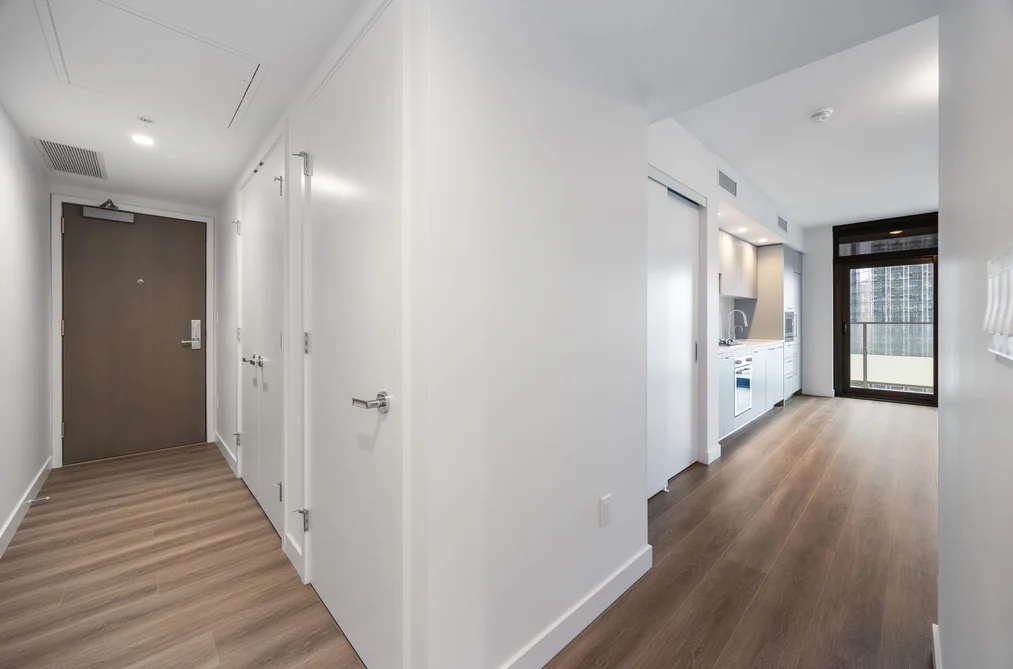 1506 6608 SUSSEX AVENUE, Burnaby, BC — Residential for Sale — Photo 4 of 27