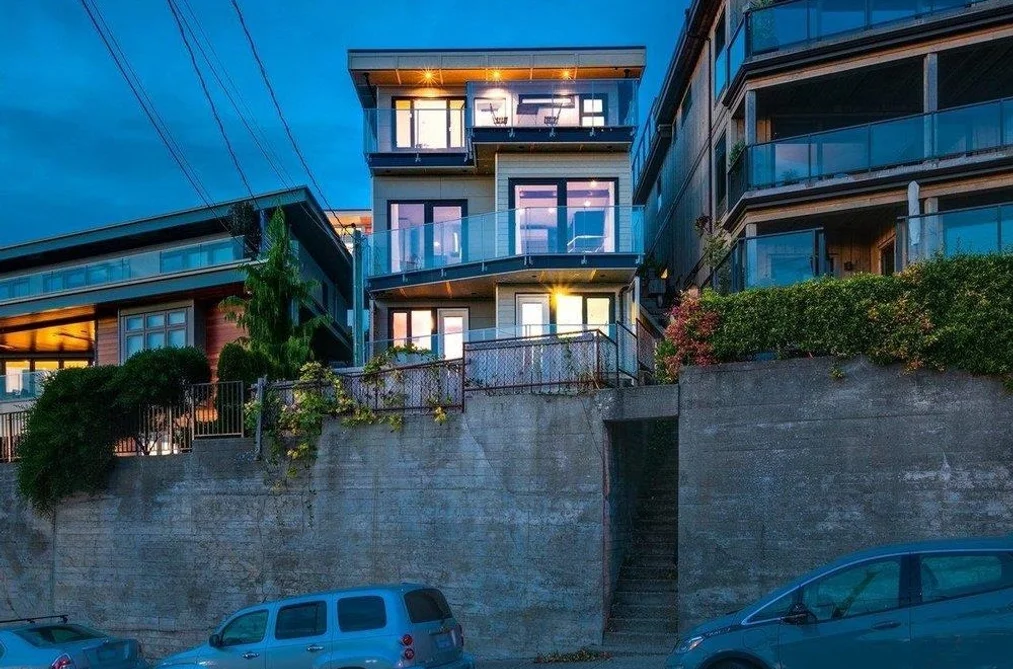 15061 VICTORIA AVENUE, White Rock BC V4B 1G4, White Rock BC — Residential for Sale - Photo 2