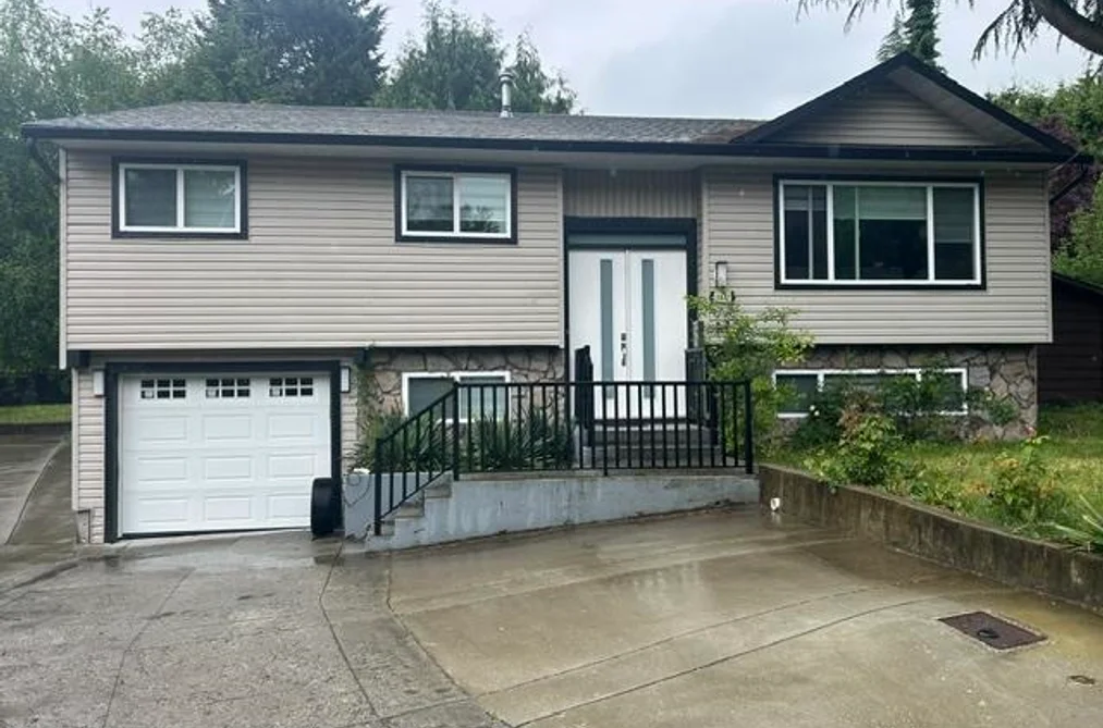 House for sale at 15077 86b Avenue Surrey British Columbia - MLS: R3131907
