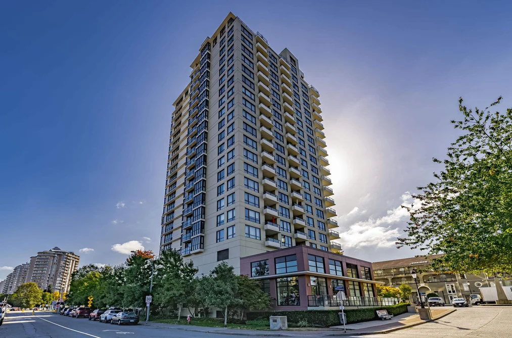 1508 1 RENAISSANCE SQUARE, New Westminster BC V3M 0B6, New Westminster BC — Residential for Sale - Photo 2