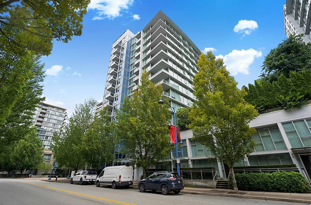 Condo for sale at 1508 5900 Alderbridge Way Richmond British Columbia - MLS: R3150606