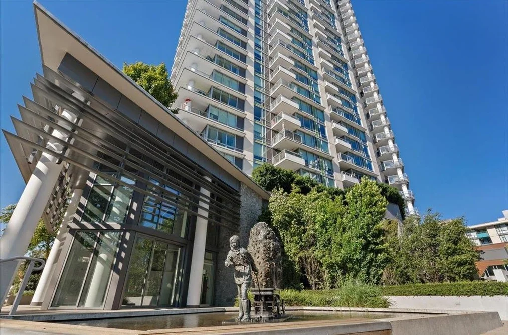 Condo for sale at 1508 680 Seylynn Crescent North Vancouver British Columbia - MLS: R3132009