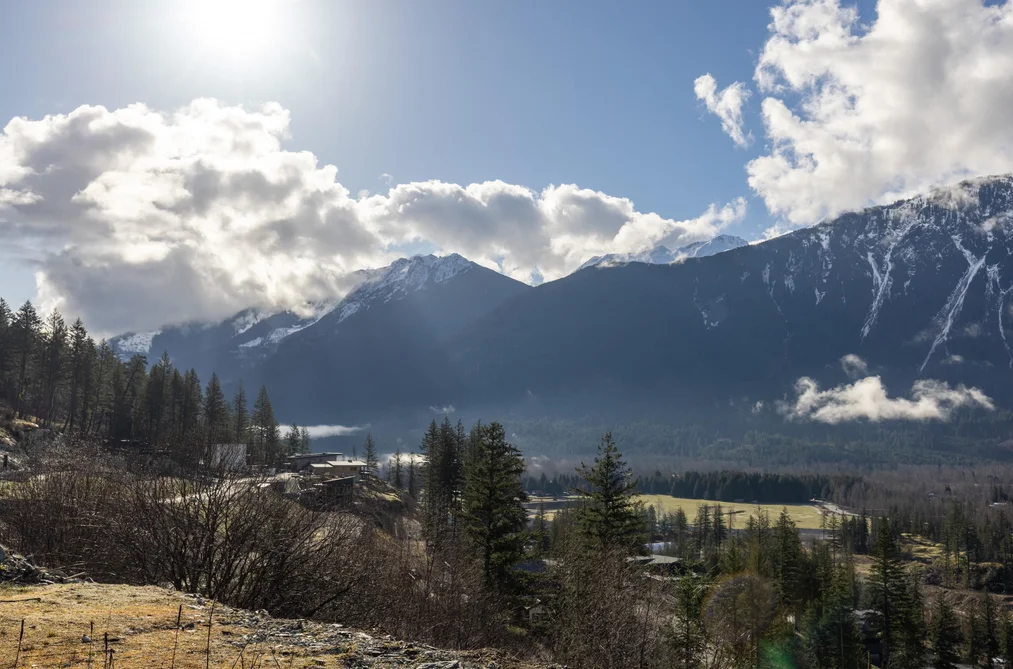 Property for sale at 1508 White Cap Crescent Pemberton British Columbia - MLS: R3101345