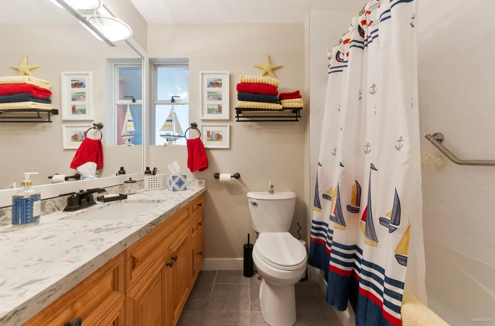15089 19A Avenue, Surrey, BC - House for Sale - Photo 13 of 21 15089 19A Avenue, Surrey, BC - House for Sale - Photo 13 of 21