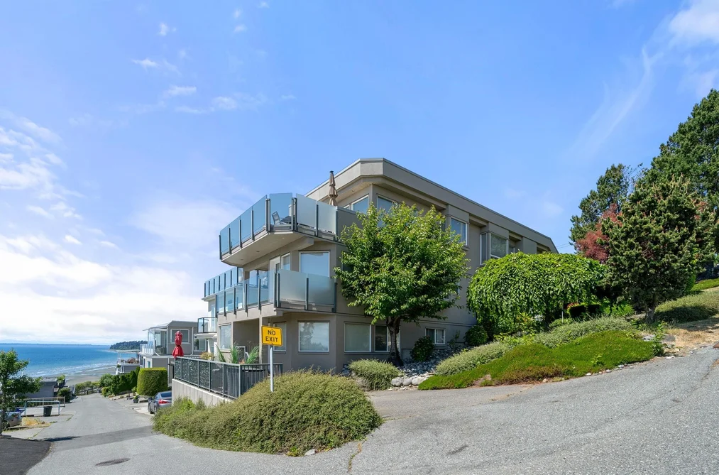 15094 ROYAL AVENUE, White Rock BC V4B 1L9, White Rock BC — Residential for Sale — Photo 2 of 40