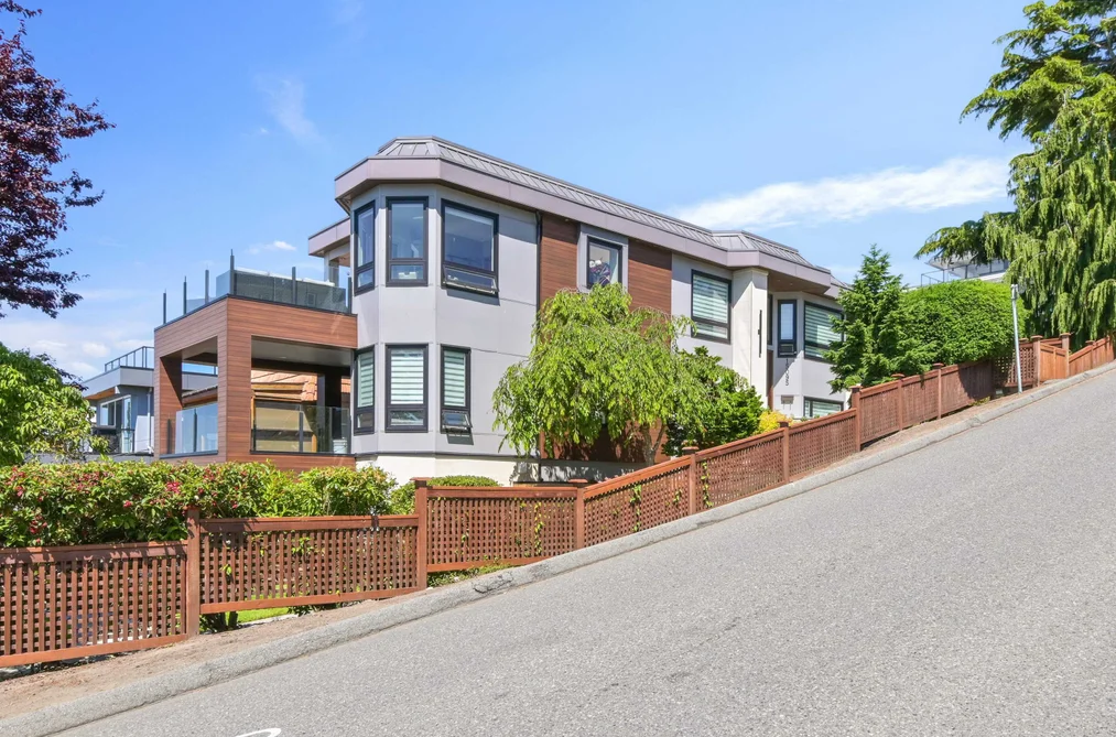 15095 ROYAL AVENUE, White Rock BC V4B 1M1, White Rock BC — Residential for Sale - Photo 3