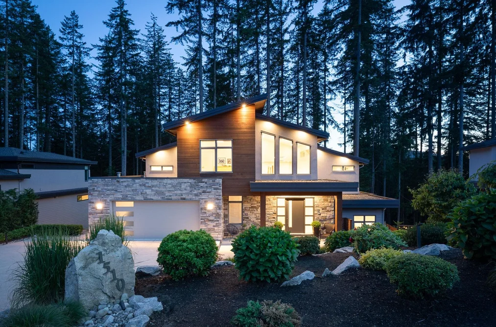 House for sale at 1510 Crystal Creek Drive Anmore British Columbia - MLS: R3111347