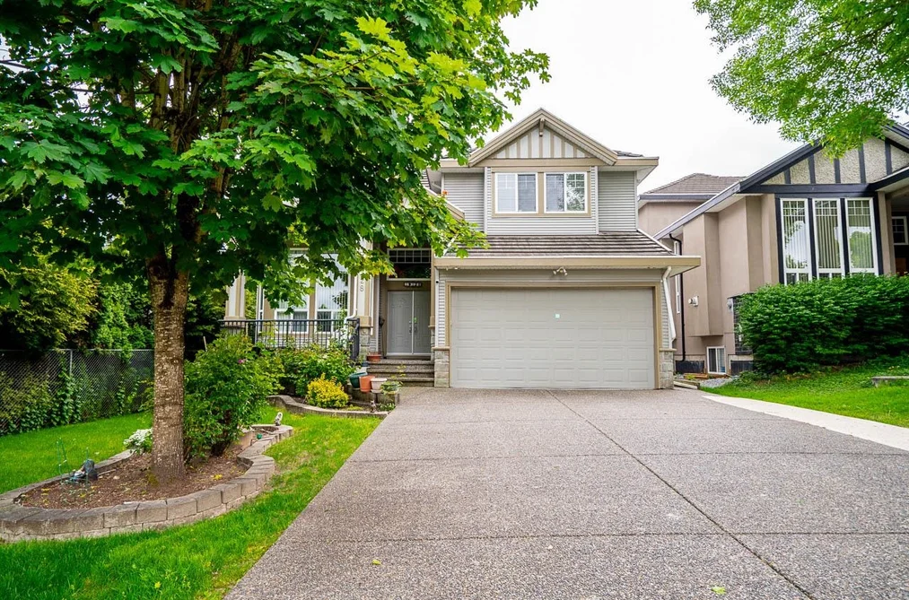 House for sale at 15128 68a Avenue Surrey British Columbia - MLS: R3121488