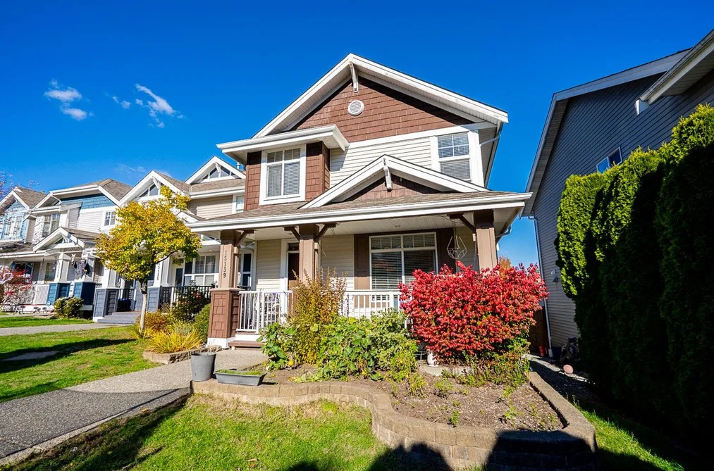 15139 61A Avenue, Surrey, BC - MLS: R3179502 - Photo 3 15139 61A Avenue, Surrey, BC - MLS: R3179502 - Photo 3