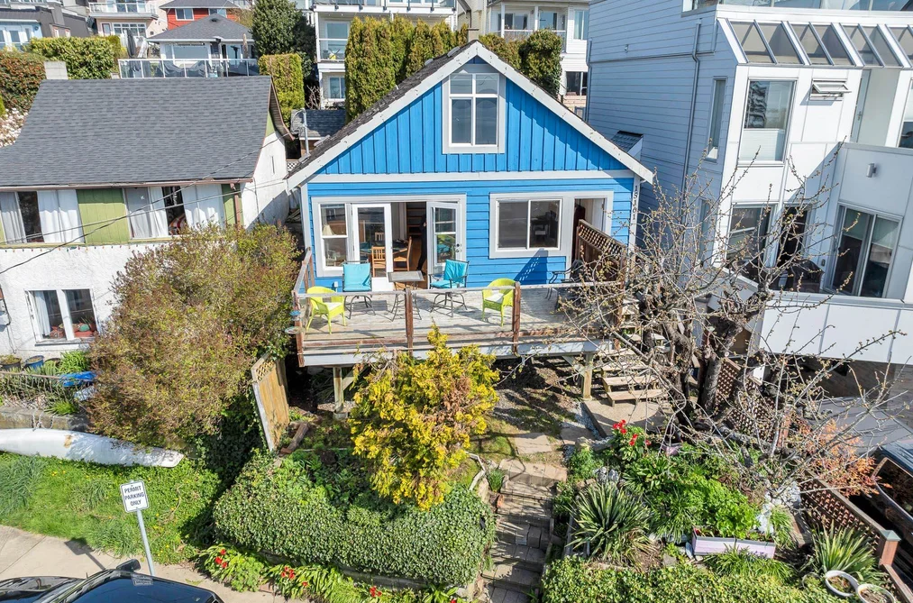 15161 VICTORIA AVENUE, White Rock BC V4B 1G5, White Rock BC — Residential for Sale - Photo 2
