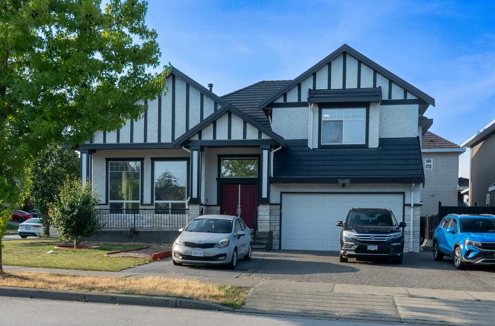 House for sale at 15167 70a Avenue Surrey British Columbia - MLS: R3142829