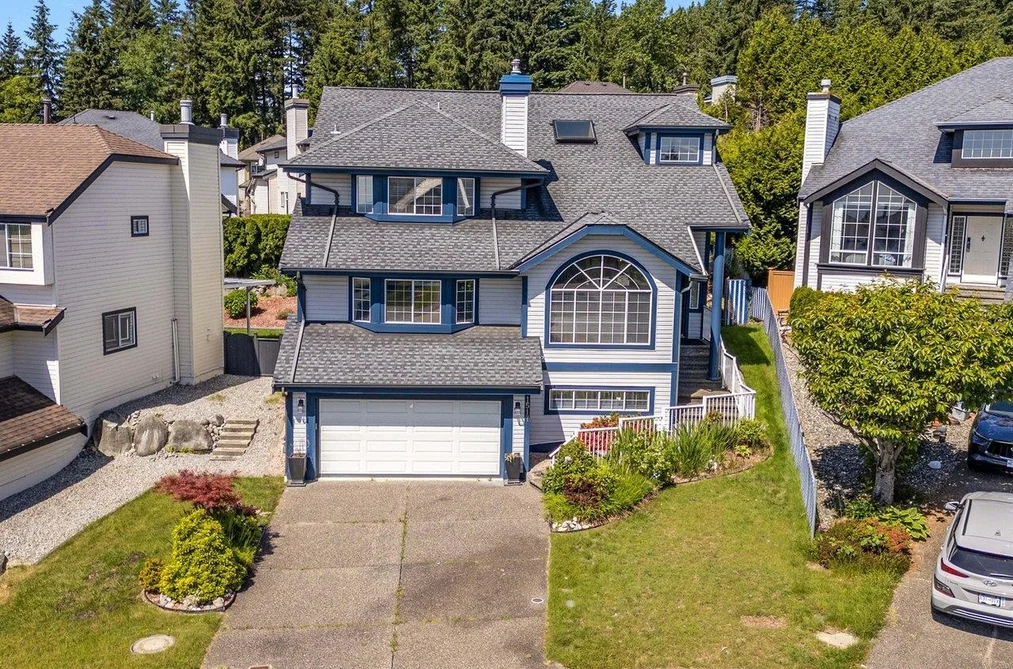 House for sale at 1517 Starflower Place Coquitlam British Columbia - MLS: R3127572