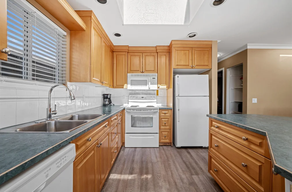 15173 ROYAL AVENUE, White Rock BC V4B 1M2, White Rock BC — Residential for Sale - Photo 7