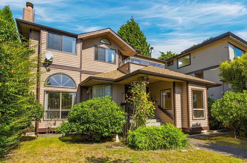 House for sale at 1523 Lawson Avenue West Vancouver British Columbia - MLS: R3165515