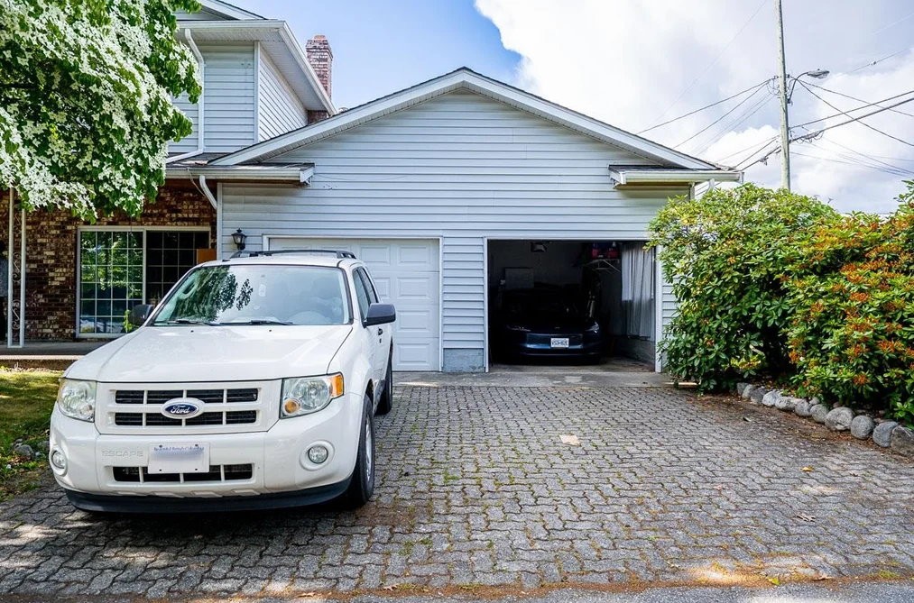 1525 E 51ST AVENUE, Vancouver BC V5P 4R6, Vancouver BC — Residential for Sale — Photo 4 of 33