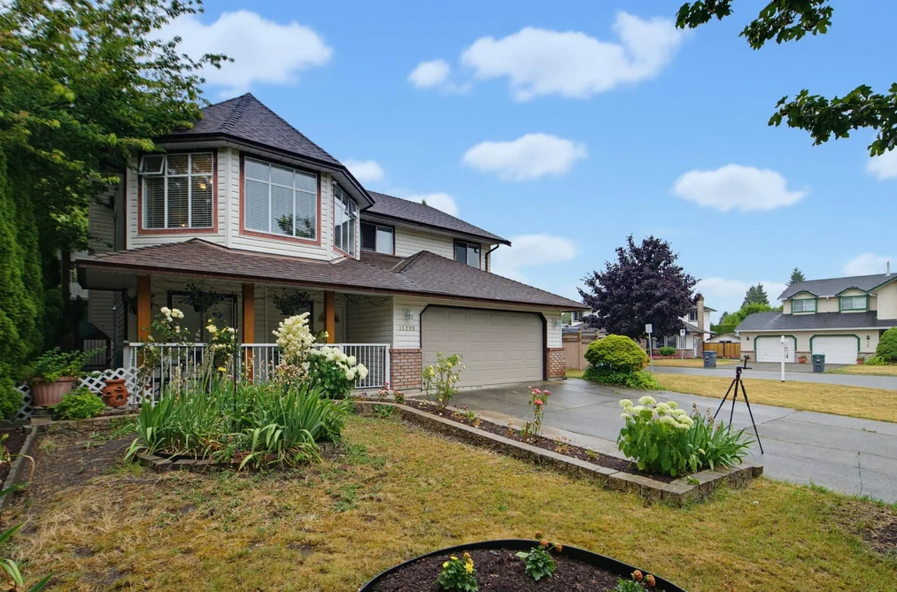 15299 93A AVENUE, Surrey, BC — Residential for Sale - Photo 2