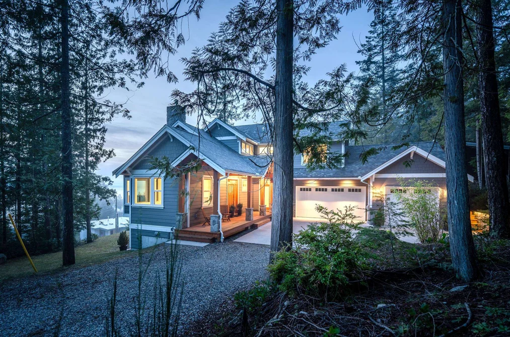 House for sale at 153 Swallow Road Gibsons British Columbia - MLS: R2953831