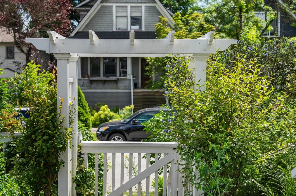 1531 E 11TH AVENUE, Vancouver BC V5N 1Y8, Vancouver BC — Residential for Sale - Photo 2
