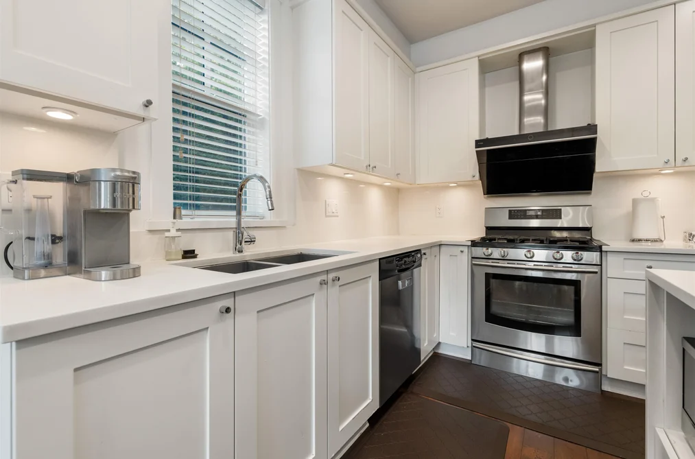 15337 34 Avenue, Surrey, BC - Half Duplex for Sale - Photo 11 of 39 15337 34 Avenue, Surrey, BC - Half Duplex for Sale - Photo 11 of 39