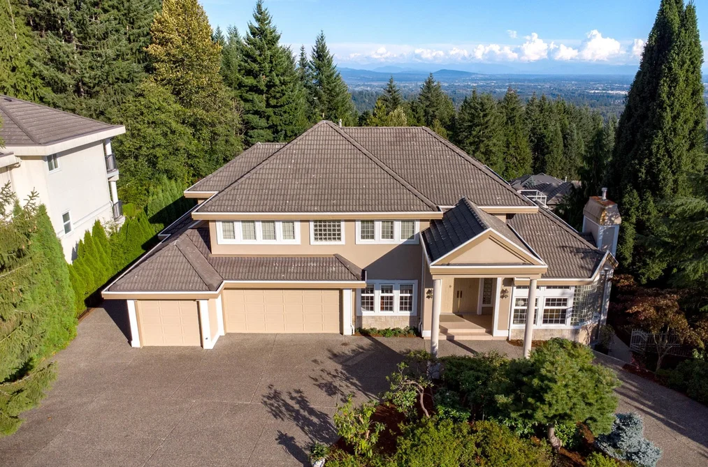 House for sale at 1535 Parkway Boulevard Coquitlam British Columbia - MLS: R3163484