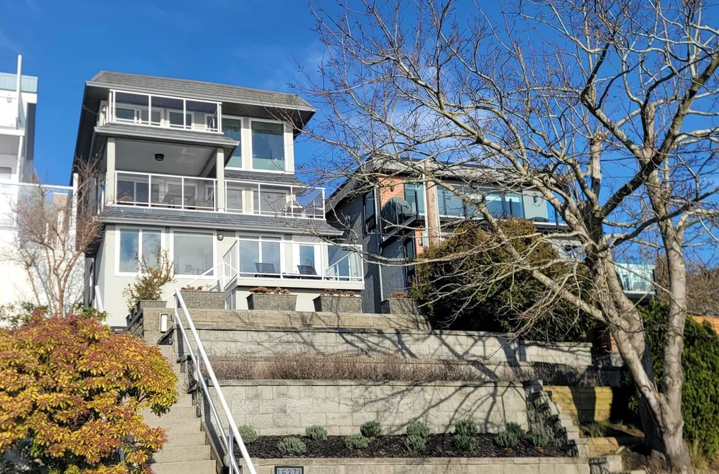 15373 VICTORIA AVENUE, White Rock BC V4B 1H1, White Rock BC — Residential for Sale - Photo 2
