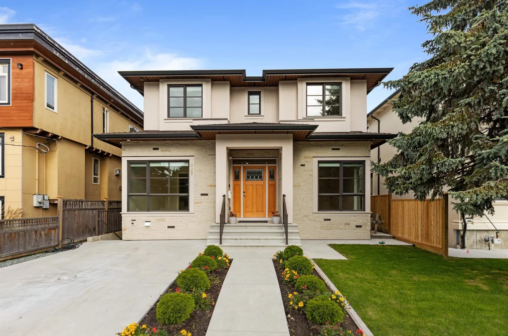 House for sale at 15387 Pacific Avenue White Rock British Columbia - MLS: R3089578