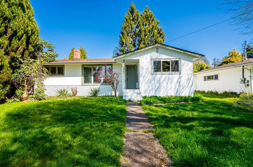 House for sale at 15405 Semiahmoo Avenue White Rock British Columbia - MLS: R3112222