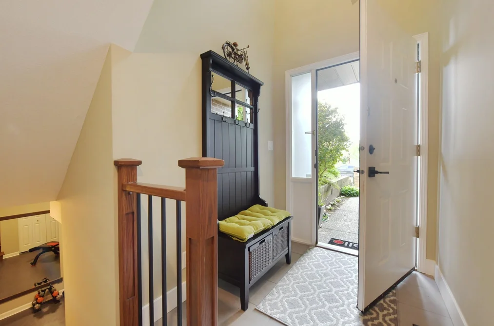 15415 RUSSELL AVENUE, White Rock BC V4B 2R5, White Rock BC — Residential for Sale - Photo 2