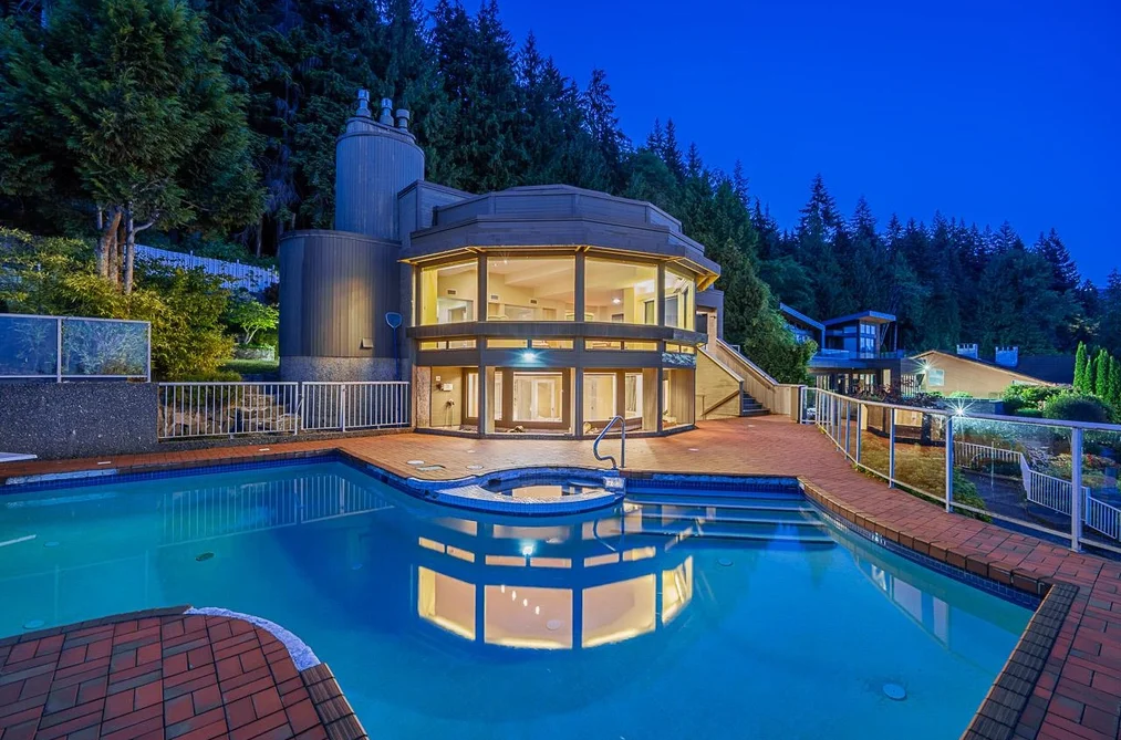 1542 CHARTWELL DRIVE, West Vancouver, BC — Residential for Sale — Photo 30 of 33