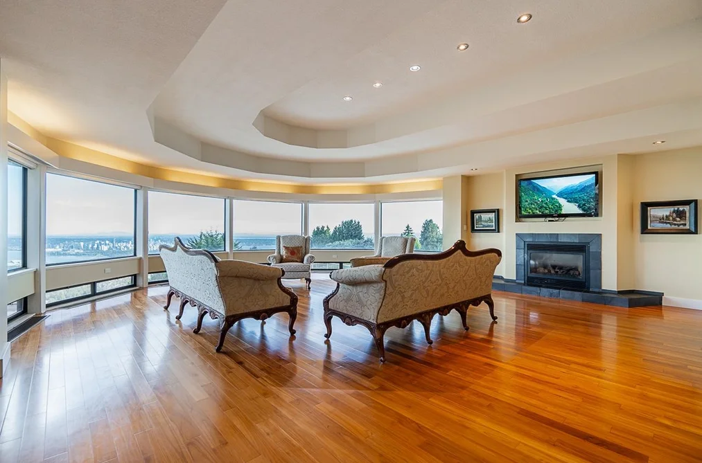 1542 CHARTWELL DRIVE, West Vancouver, BC — Residential for Sale — Photo 4 of 33