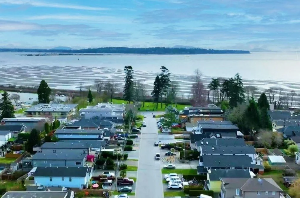 House for sale at 15422 Pacific Avenue White Rock British Columbia - MLS: R3122949