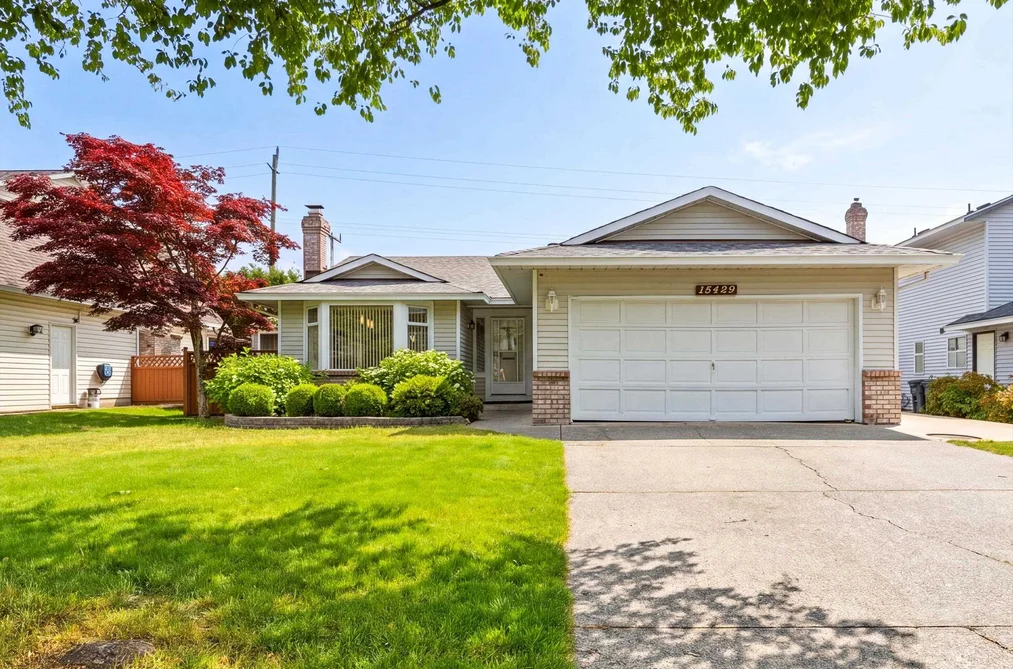 House for sale at 15429 95 Avenue Surrey British Columbia - MLS: R3162588