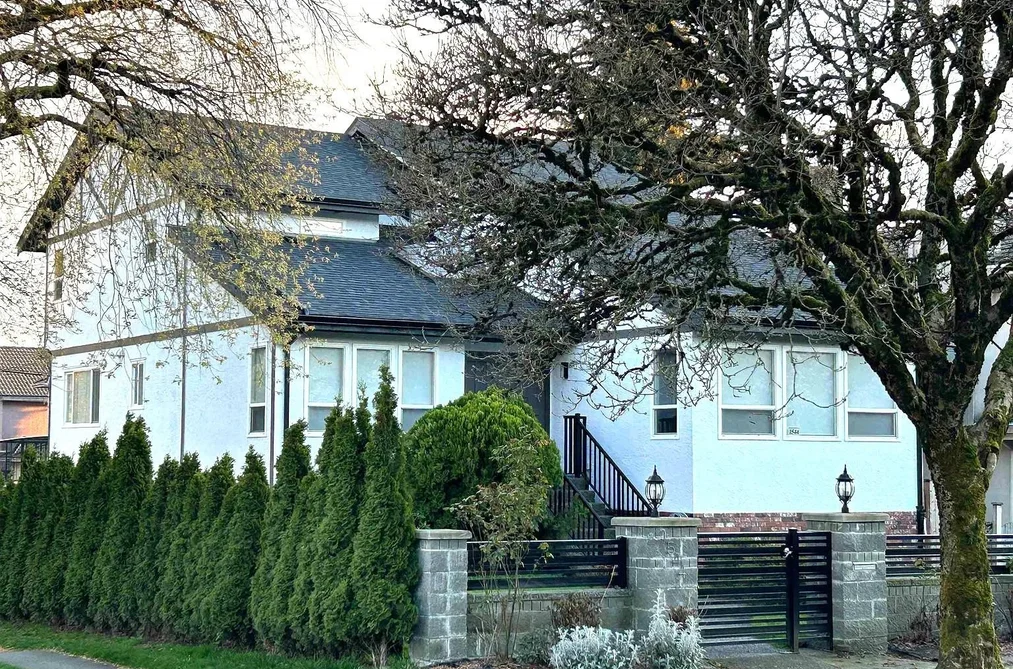 House for sale at 1544 W 68th Avenue Vancouver British Columbia - MLS: R3147048
