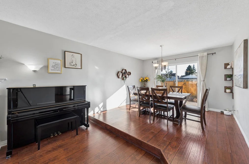 15440 95A AVENUE, Surrey BC V3R 7S7, Surrey BC — Residential for Sale - Photo 2