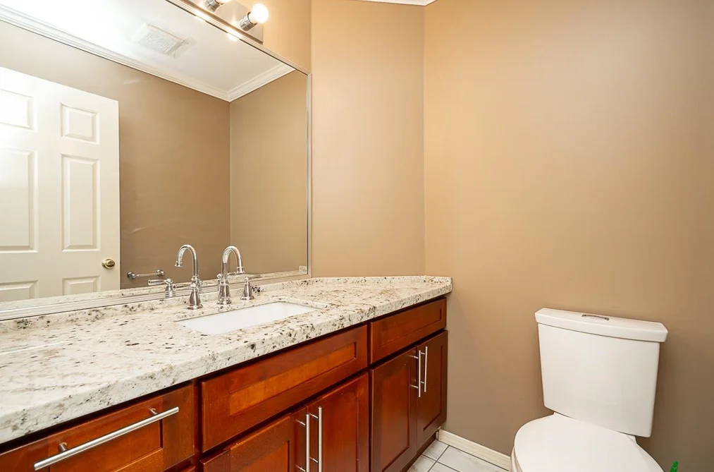 15445 109A AVENUE, Surrey BC V3R 0X6, Surrey BC — Residential for Sale — Photo 12 of 33