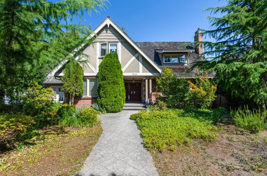 House for sale at 1545 W 49th Avenue Vancouver British Columbia - MLS: R3161387