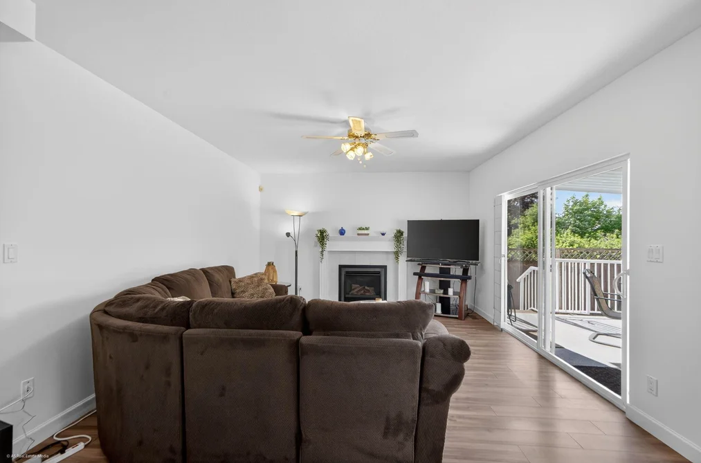 15465 80 AVENUE, Surrey BC V3S 2J2, Surrey BC — Residential for Sale — Photo 6 of 38