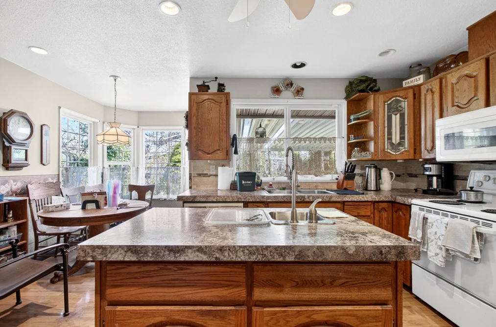 15467 KILDARE DRIVE, Surrey BC V3S 6L2, Surrey BC — Residential for Sale - Photo 6