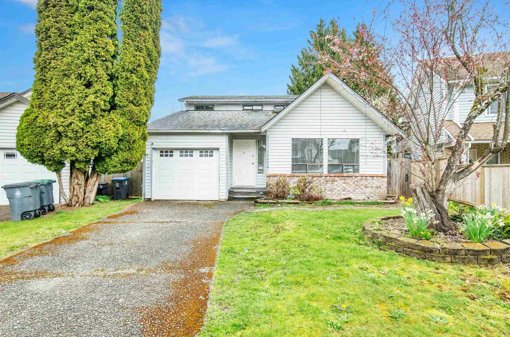 House for sale at 15474 90 Avenue Surrey British Columbia - MLS: R3106816