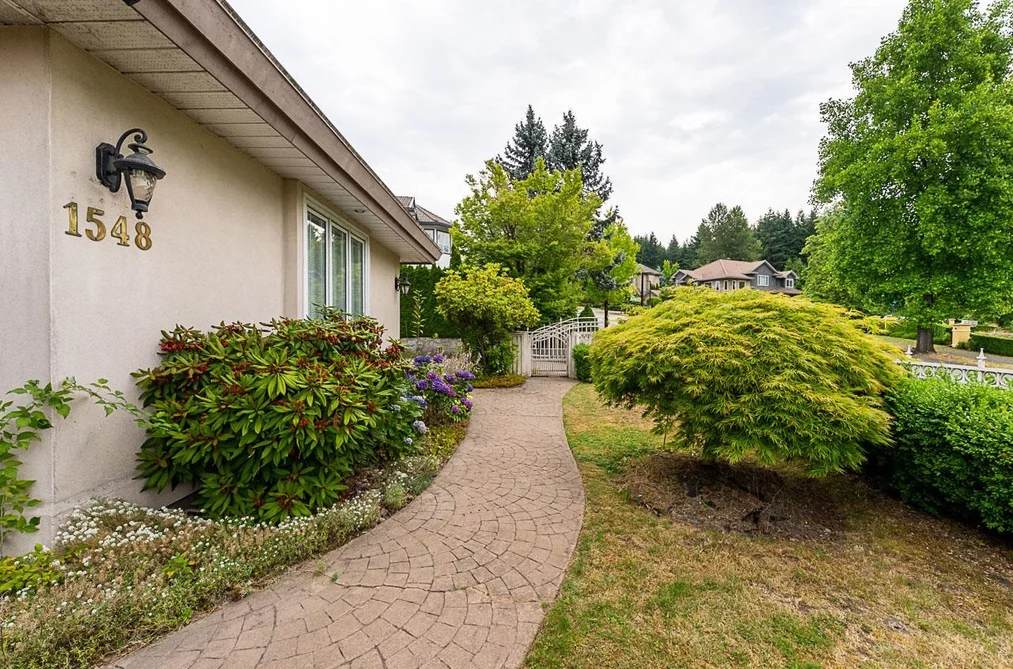 House for sale at 1548 Parkway Boulevard Coquitlam British Columbia - MLS: R3147932