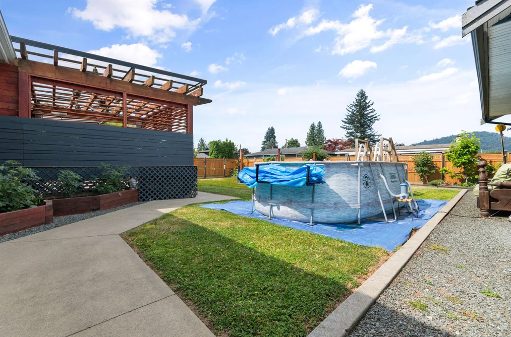 1549 PINEWOOD AVENUE, Agassiz BC V0M 1A2, Agassiz BC — Residential for Sale — Photo 37 of 40