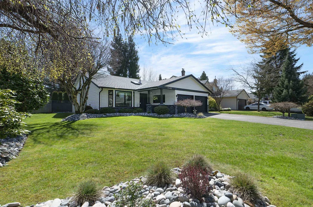 House for sale at 15496 93 Avenue Surrey British Columbia - MLS: R3109733